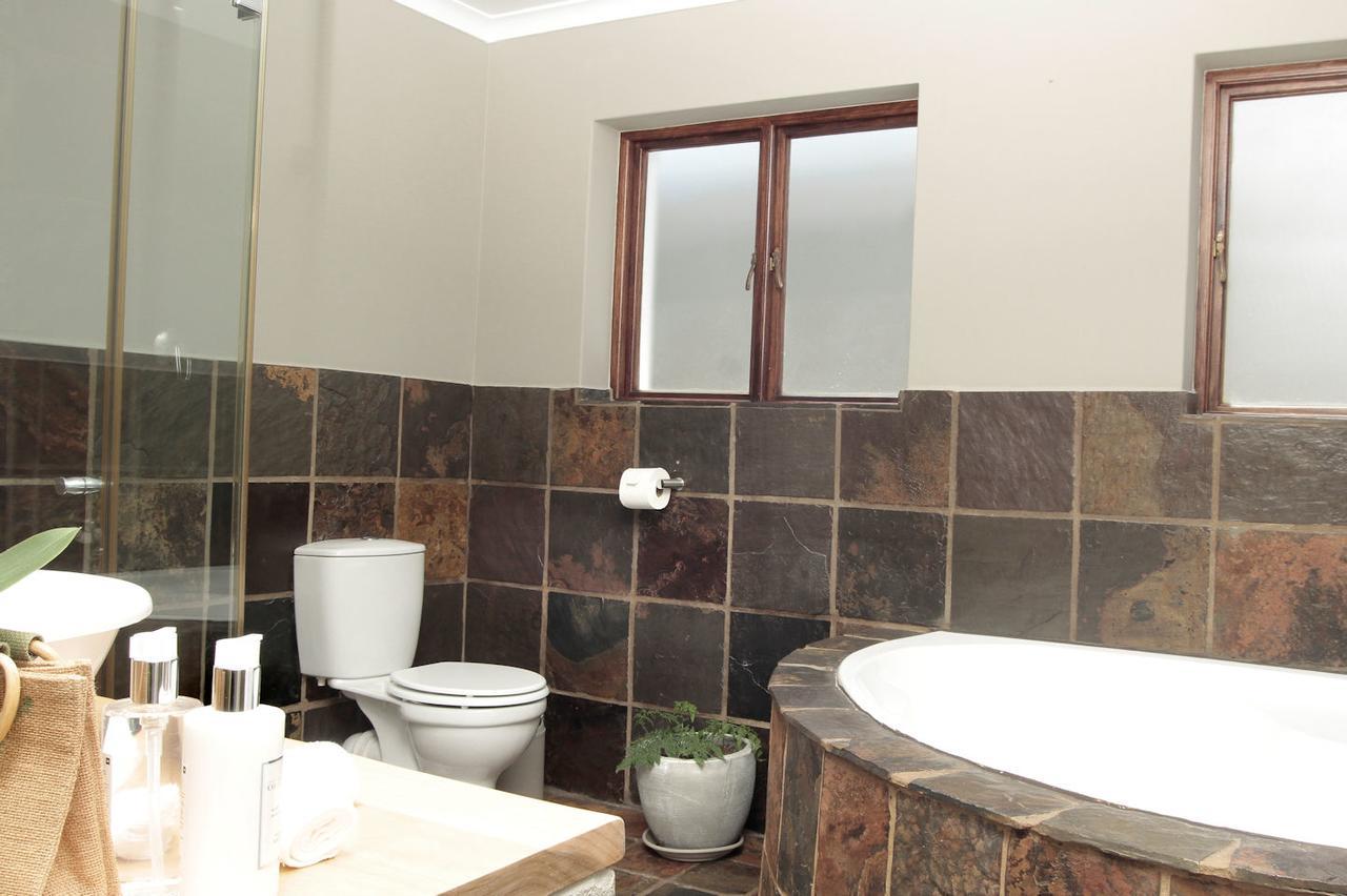 Hotel Claude Knysna Buitenkant foto
