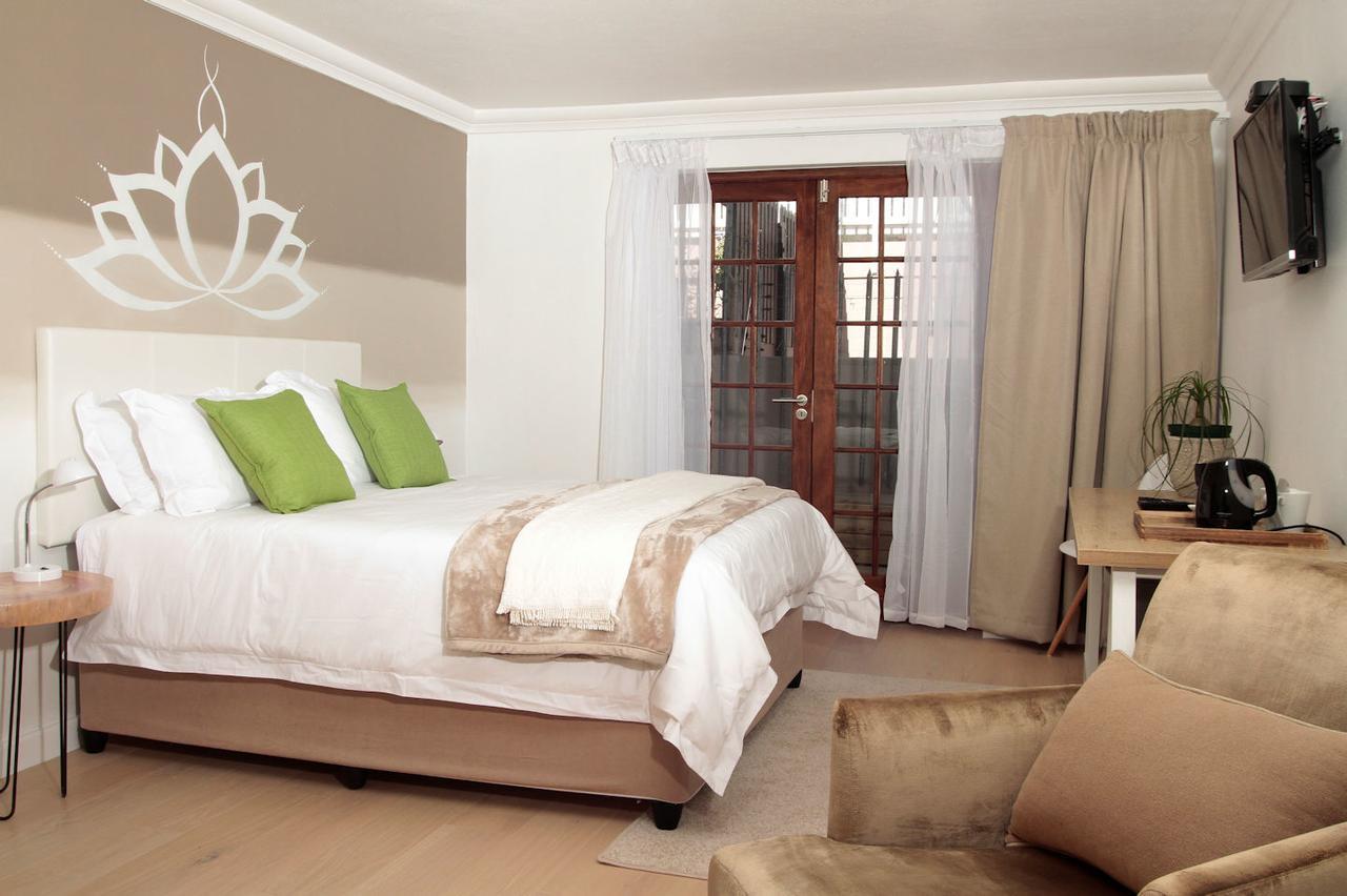 Hotel Claude Knysna Buitenkant foto