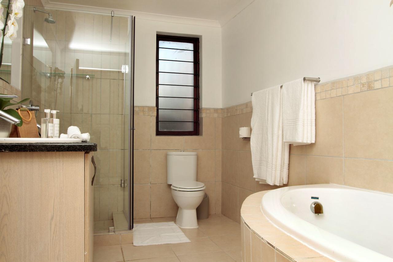 Hotel Claude Knysna Buitenkant foto