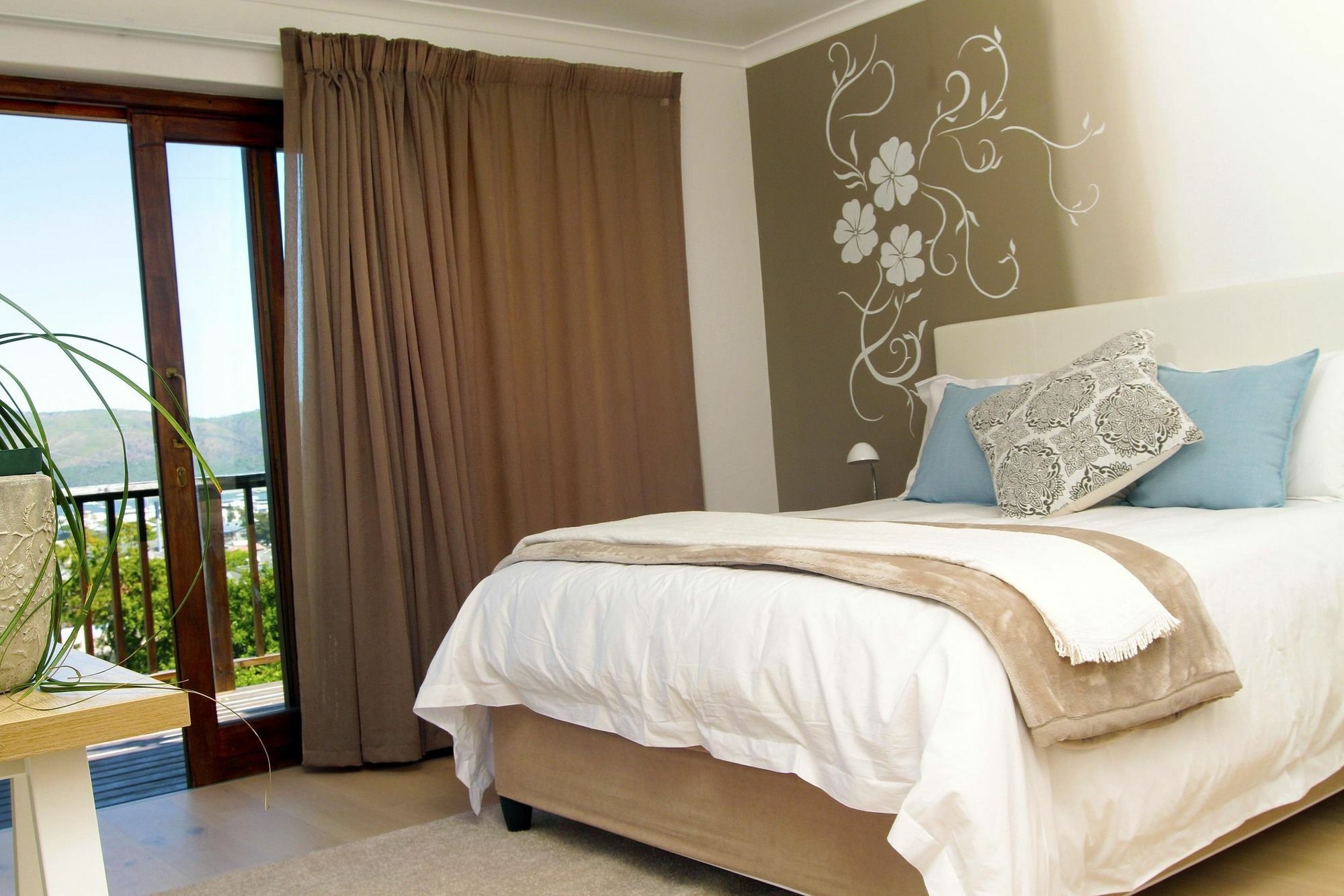 Hotel Claude Knysna Buitenkant foto